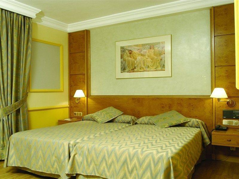 Hotel San Anton Granada Zimmer foto